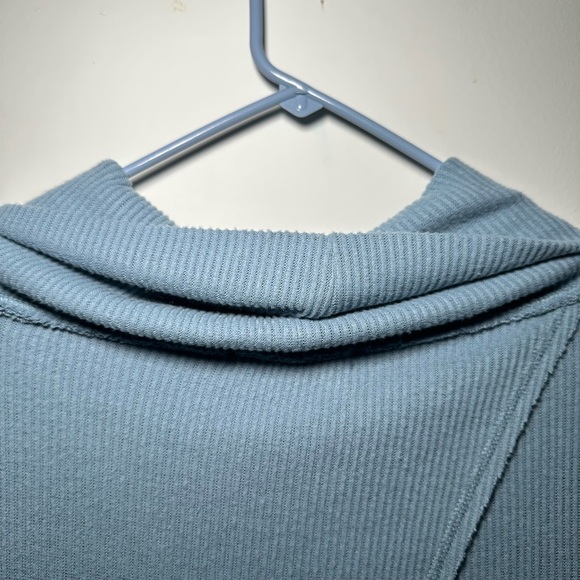 We The Free People Cozy Pointelle Knit Cowl Neck Slouchy Cross Back Sweater XS - Picture 9 of 15
